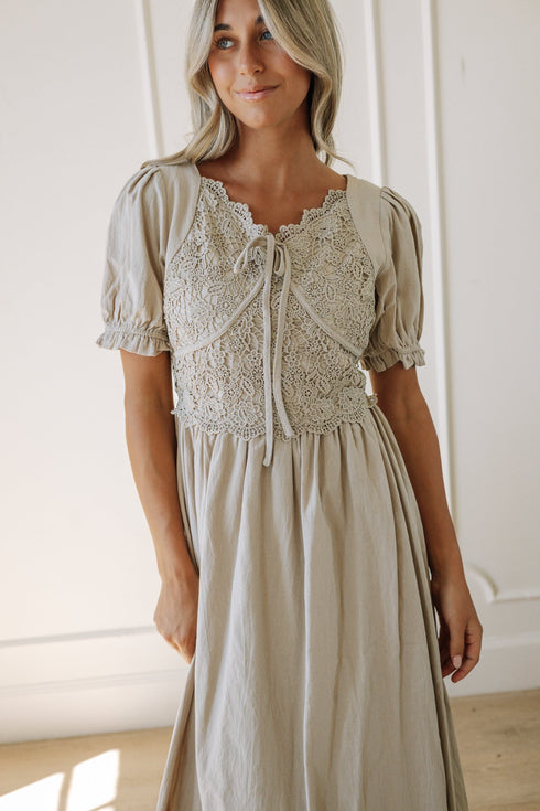 sailor-midi-dress Sophia's Style-3